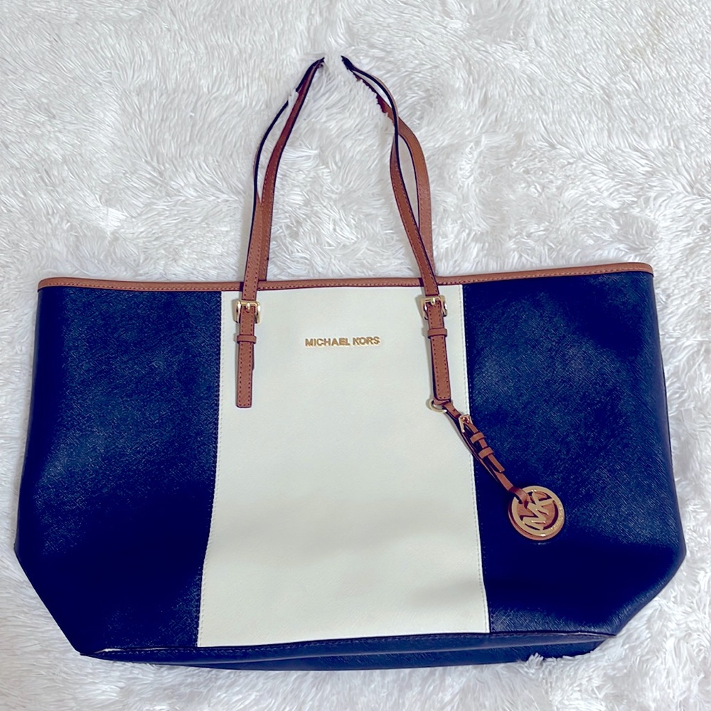 Beautiful Michael Kors tote bag   two tone blue and white